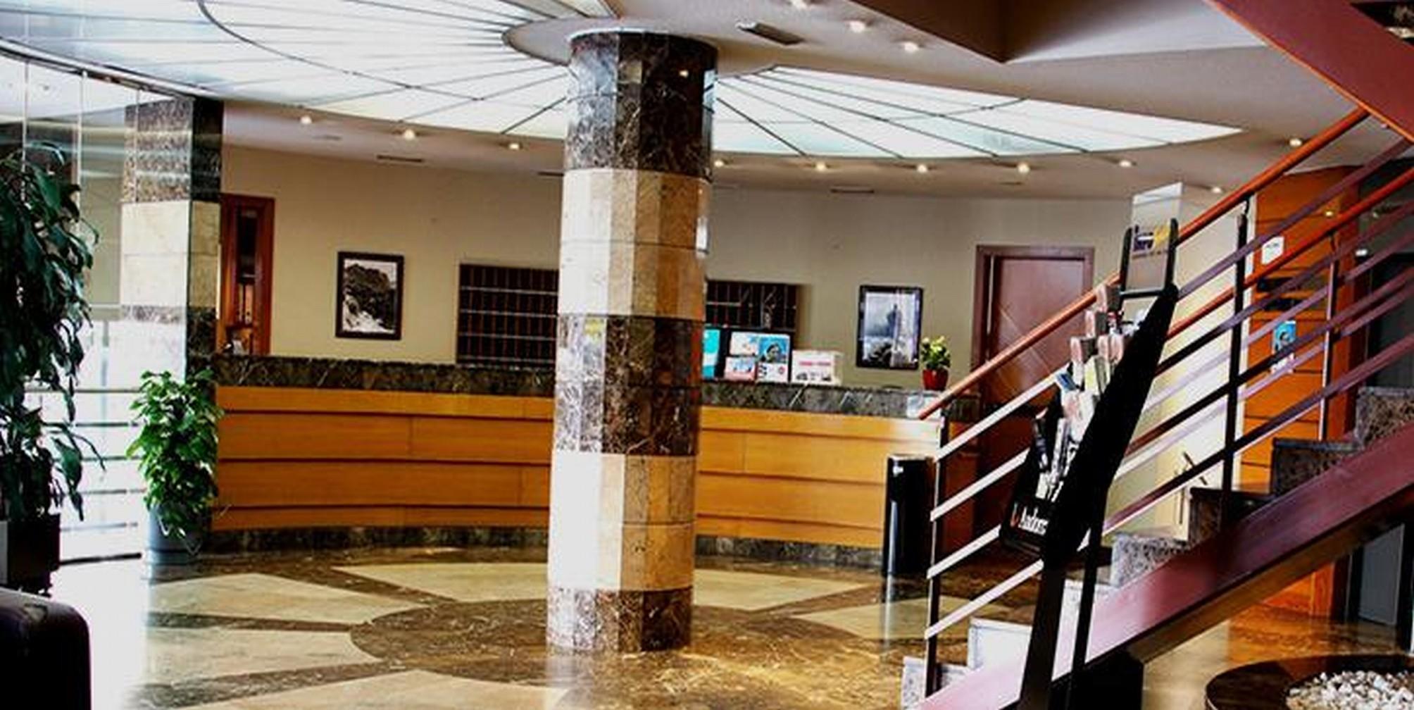 Hotel & Aparthotel Cosmos Les Escaldes Interior photo