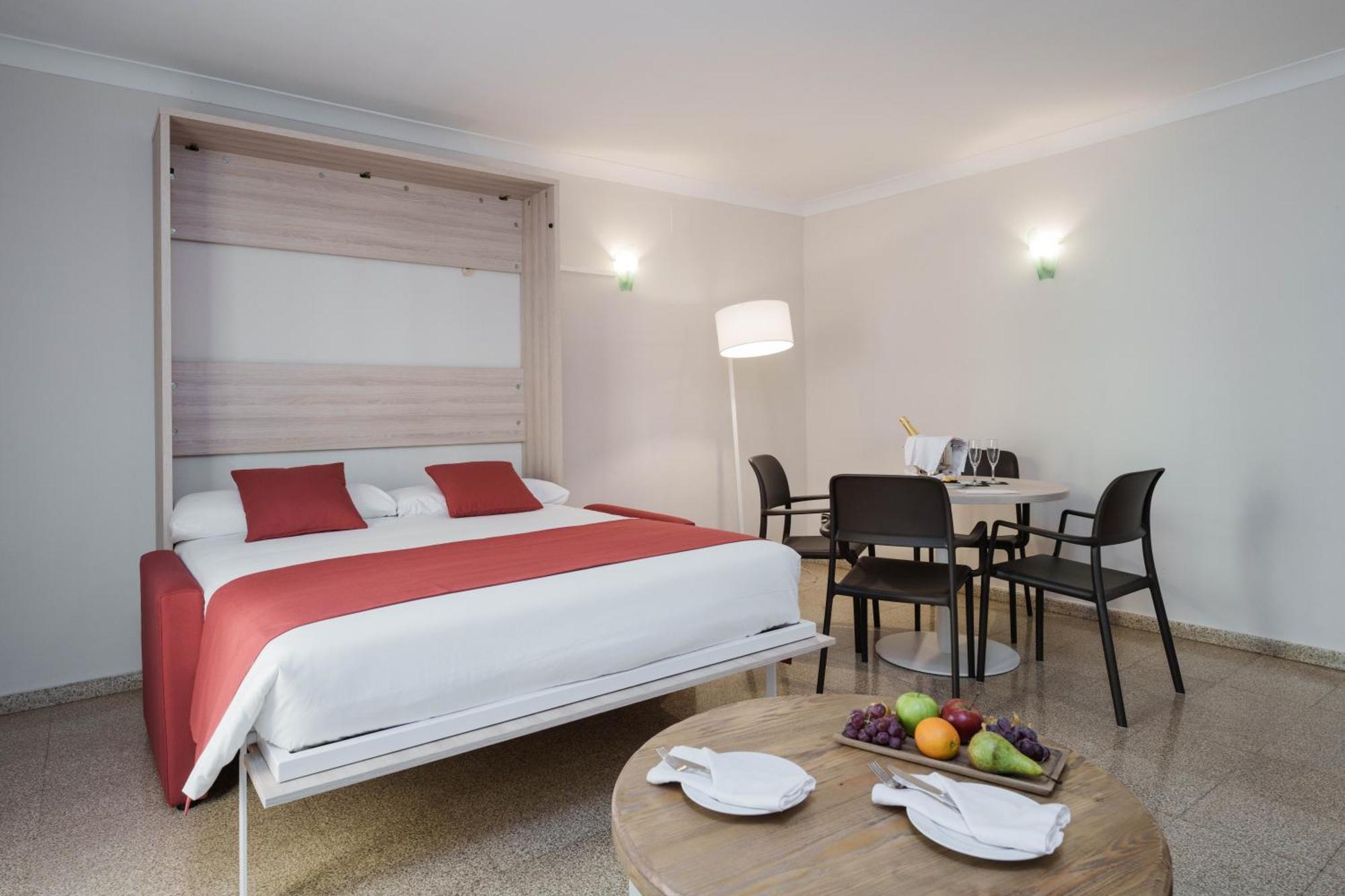 Hotel & Aparthotel Cosmos Les Escaldes Exterior photo